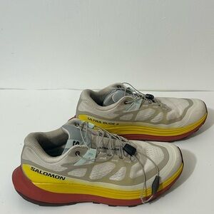 Salomon Women's Ultra Glide 2 Trail Shoes
Size 7.5
